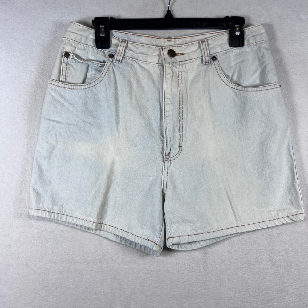 Vintage Made in USA High Waisted Light Wash Denim Shorts Size 32 Mom Short